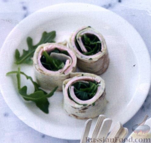 Рецепт: Рулетики с ветчиной и сыром на RussianFood.com