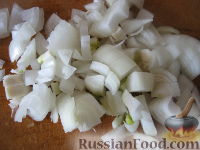 Фото приготовления рецепта: Рассольник из мяса курицы с перловой крупой - шаг №9