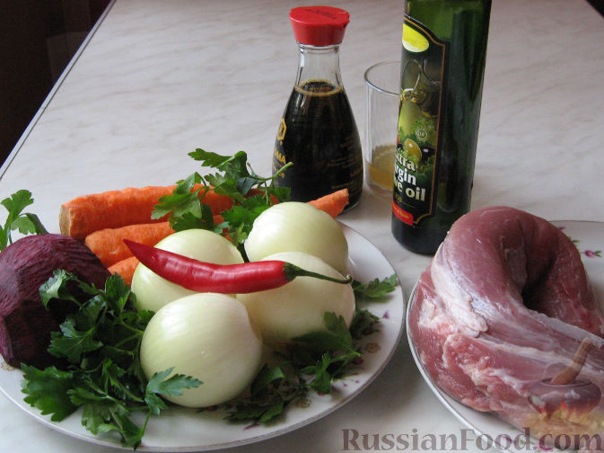 Фото приготовления рецепта: Слоёный салат с кукурузой, морковью по-корейски, яйцами и зелёным луком - шаг №3