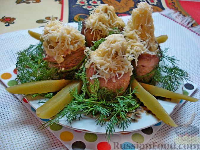 Фото приготовления рецепта: Закуска "Хризантемы" из баклажанов на пару, с куриным фаршем и сладким перцем - шаг №13