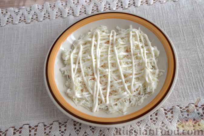 Фото приготовления рецепта: Картофельный крем-суп с курицей и макаронами - шаг №4