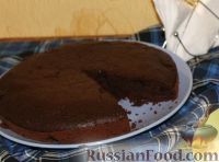 Фото к рецепту: Крейзи-кейк. Очень простой шоколадный пирог