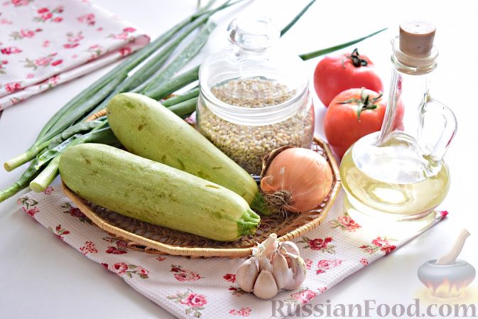 Фото приготовления рецепта: Перловая каша с овощами (в мультиварке) - шаг №1
