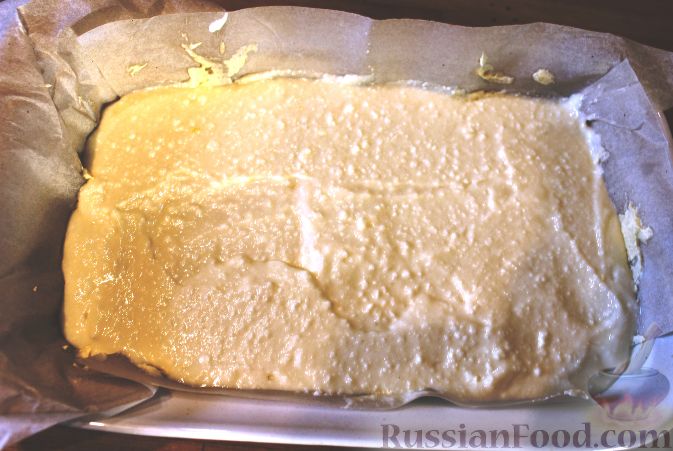 Фото приготовления рецепта: Летний пирог с вишней и нектаринами - шаг №15