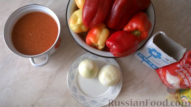 Фото приготовления рецепта: Суп со стручковой фасолью и мясными фрикадельками - шаг №9