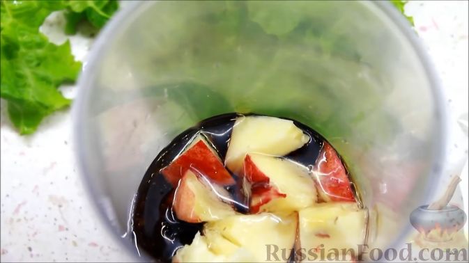 Фото приготовления рецепта: Летний салат с ежевикой и нектарином - шаг №3
