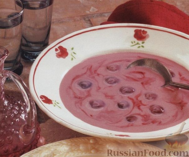 Фото к рецепту: Вишневый суп