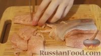 Фото приготовления рецепта: Финский сливочный суп с лососем (Лохикейто) - шаг №8