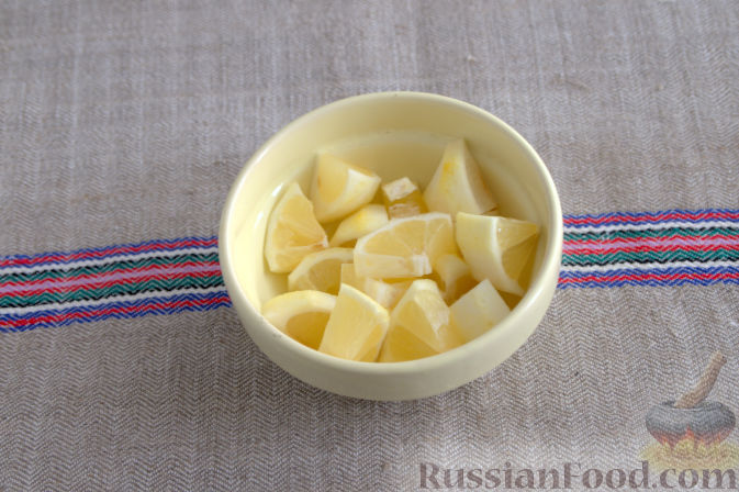 Фото приготовления рецепта: «Сырое» варенье из калины и лимона - шаг №3