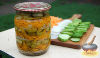 Фото к рецепту: Маринованный салат из огурцов