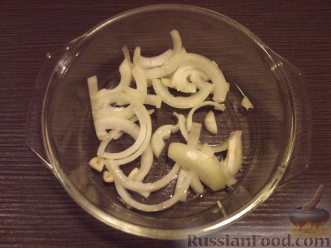 Фото приготовления рецепта: Суп-пюре из тыквы и грибов - шаг №4