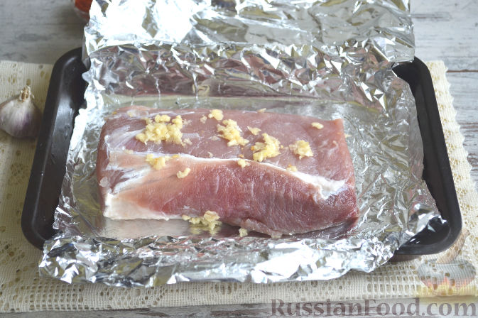 Фото приготовления рецепта: Рыба, запечённая в молоке, с сыром - шаг №3