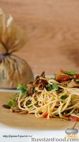 Фото к рецепту: Спагетти с грибами в мешочках