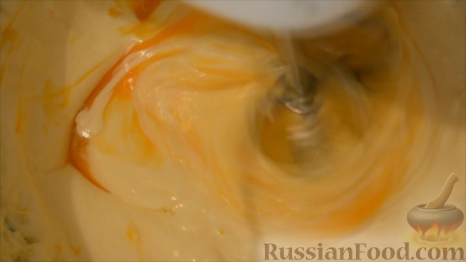 Фото приготовления рецепта: Открытый пирог с абрикосами - шаг №2