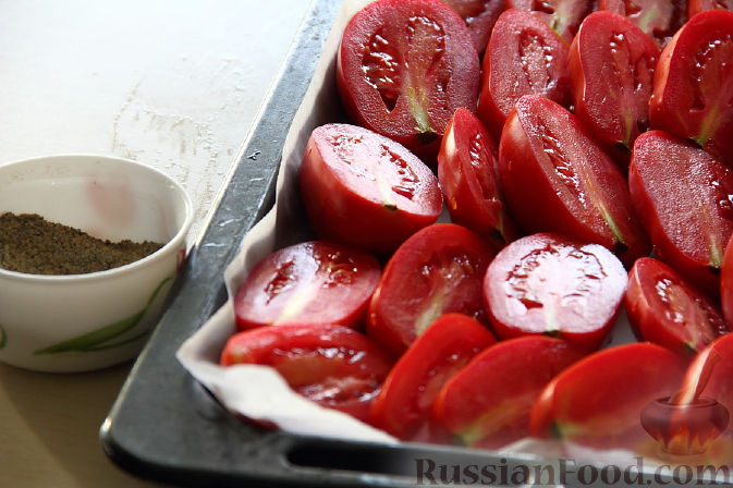 Фото приготовления рецепта: Вяленые помидоры - шаг №2