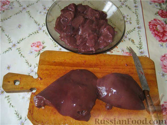 Фото приготовления рецепта: Картошка, тушенная с квашеной капустой - шаг №9