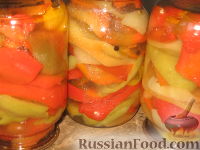 Фото к рецепту: Маринованный болгарский перец