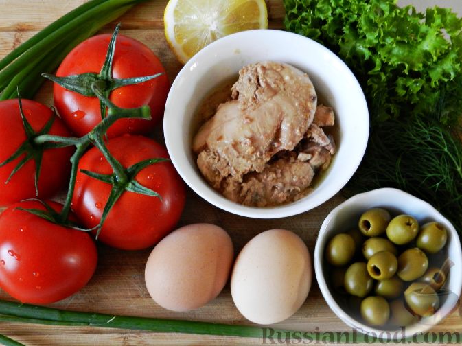 Фото приготовления рецепта: Помидоры, фаршированные салатом с печенью трески - шаг №1