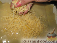 Фото приготовления рецепта: Мясная лазанья с грибами и соусом бешамель - шаг №7