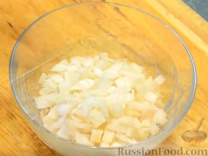 Фото приготовления рецепта: Салат из баклажанов - шаг №4