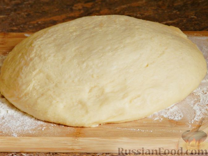 Фото приготовления рецепта: Пирог с маком и сливами - шаг №12