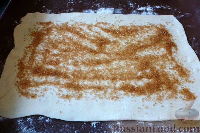 Фото приготовления рецепта: Пирог с клюквой - шаг №5