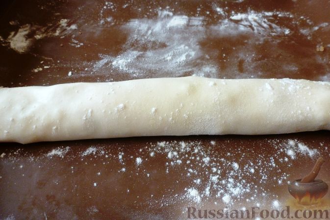 Фото приготовления рецепта: Пирог с клюквой - шаг №7