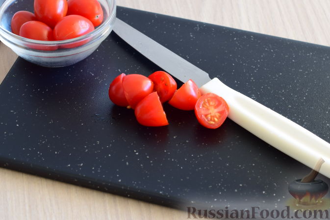 Фото приготовления рецепта: Рулетики из огурцов - шаг №10