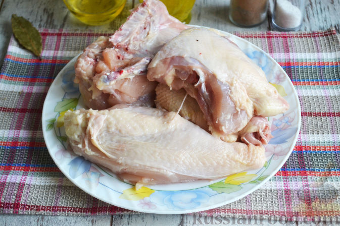 Фото приготовления рецепта: Курица с айвой (в сидре) - шаг №6