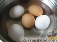 Фото приготовления рецепта: Салат куриный с грибами - шаг №5