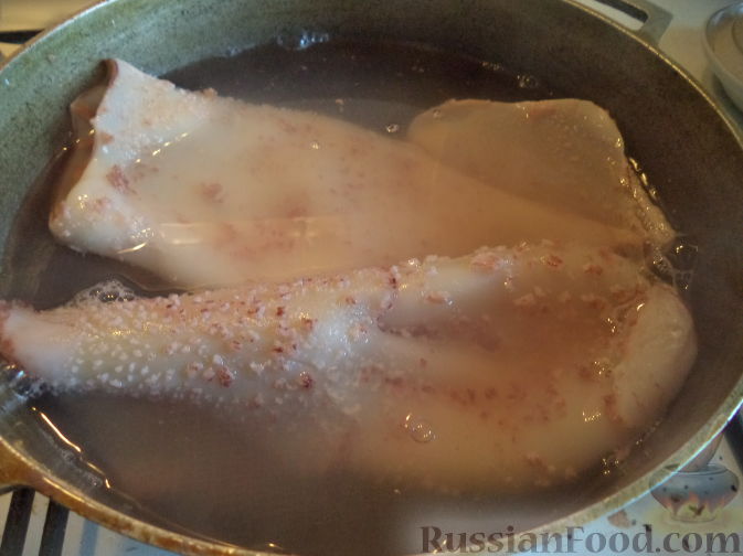 Фото приготовления рецепта: Рисовый суп с капустой и сыром - шаг №3