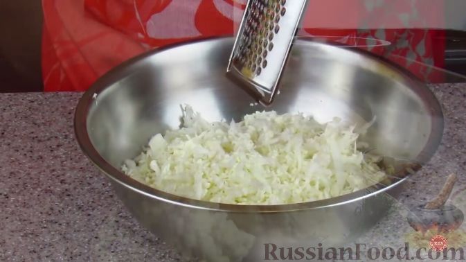 Фото приготовления рецепта: Салат из свежей цветной капусты - шаг №1