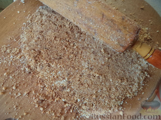 Фото приготовления рецепта: Макароны, запечённые в сметанно-чесночном соусе с грибами, под сыром - шаг №3