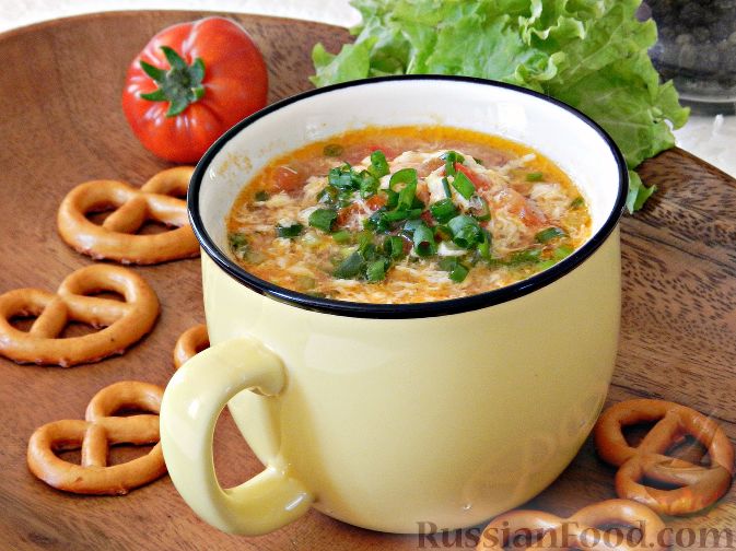 Фото к рецепту: Яичный суп с помидорами