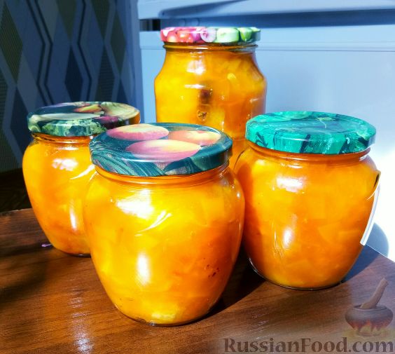 Фото к рецепту: Тыквенное варенье с апельсином и курагой