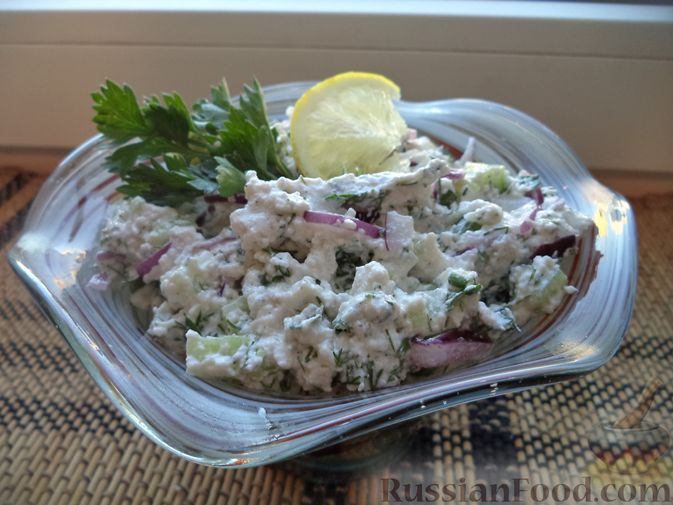 Фото приготовления рецепта: Египетский салат с сыром фета (сиртаки) - шаг №8