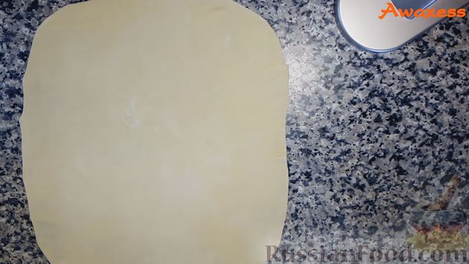 Фото приготовления рецепта: Свиные отбивные в томатном соусе, под сыром (в духовке) - шаг №11