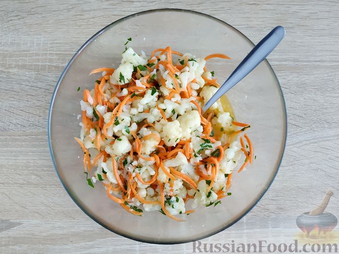 Фото приготовления рецепта: Маринованная цветная капуста с морковью, по-корейски - шаг №13