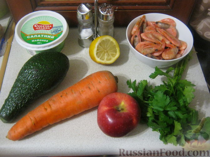 Фото приготовления рецепта: Салат-коктейль из авокадо - шаг №1