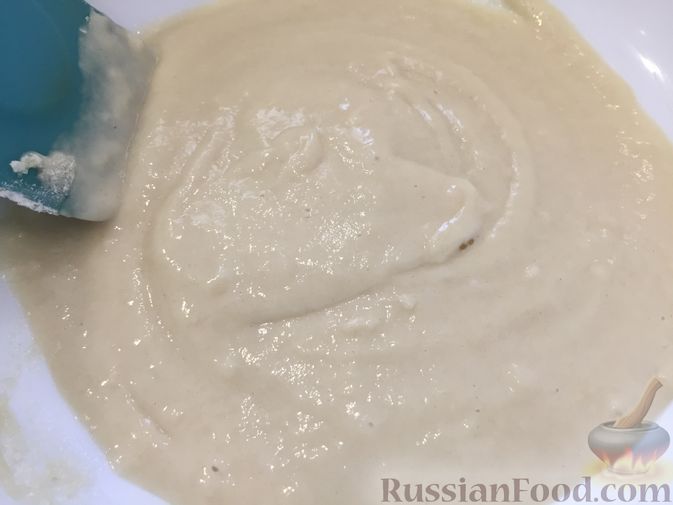 Фото приготовления рецепта: Сырные крокеты с малиновым соусом - шаг №9