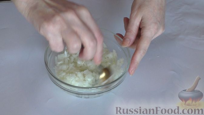 Фото приготовления рецепта: Картофельная запеканка с сосисками и сыром - шаг №5