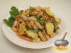 Фото к рецепту: Быстрый салат с фасолью и кинзой