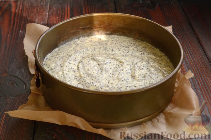 Фото приготовления рецепта: Запеканка из кабачков с фрикадельками - шаг №6