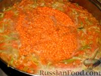Фото приготовления рецепта: Овощной суп с чечевицей - шаг №5