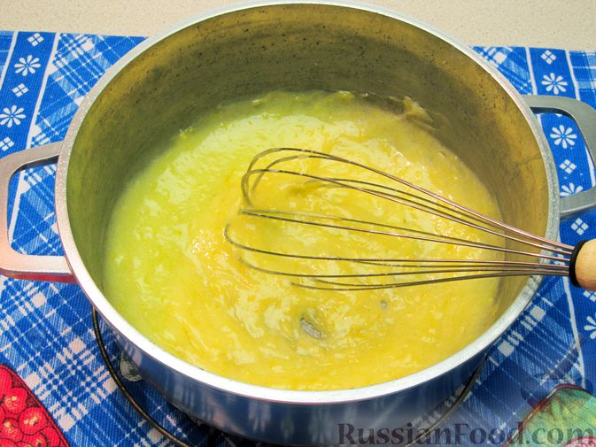 Фото приготовления рецепта: Сдобные булочки с заварным лимонным кремом - шаг №21