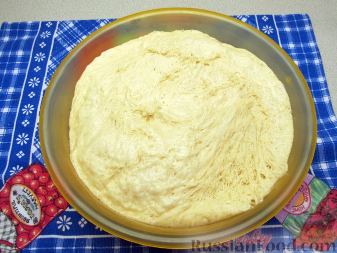 Фото приготовления рецепта: Сдобные булочки с заварным лимонным кремом - шаг №25