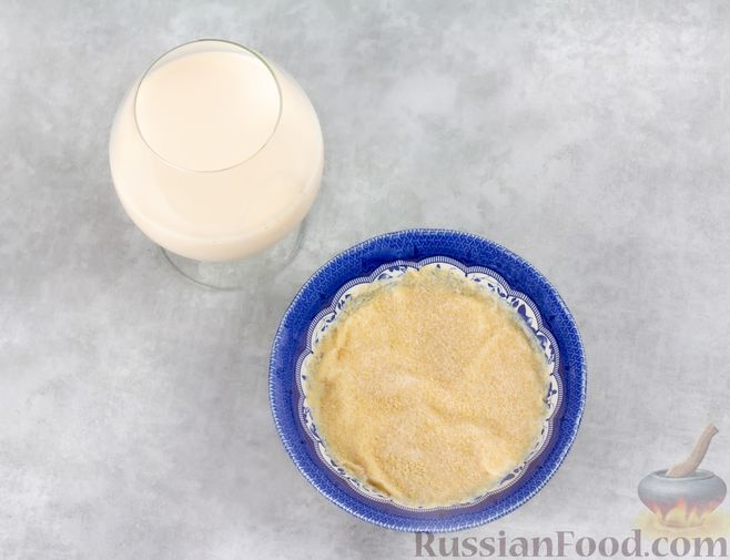 Фото приготовления рецепта: Десерт из топлёного молока с ряженкой и кофе - шаг №2