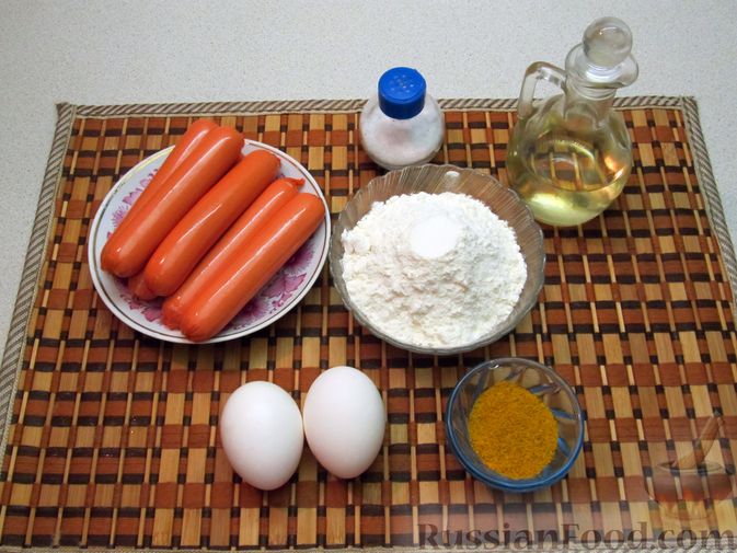 Фото приготовления рецепта: Жареные сосиски в панировке (на сковороде) - шаг №1