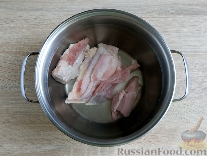 Фото приготовления рецепта: Суп с говядиной и стручковой фасолью - шаг №2