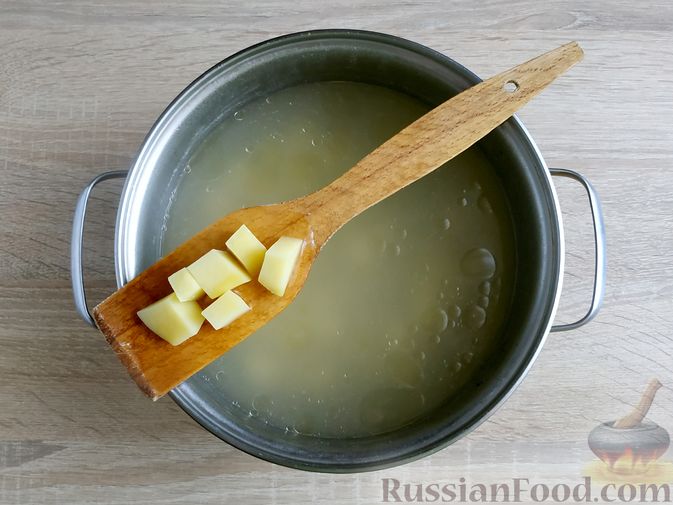 Фото приготовления рецепта: Суп с говядиной и стручковой фасолью - шаг №12